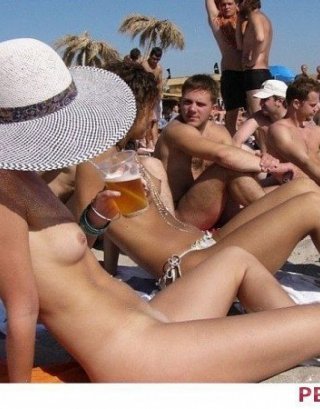 Казантип 2012 фото девушек на пляже, полностью голые