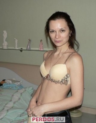 32-летняя жена из Саратова (32 фото)